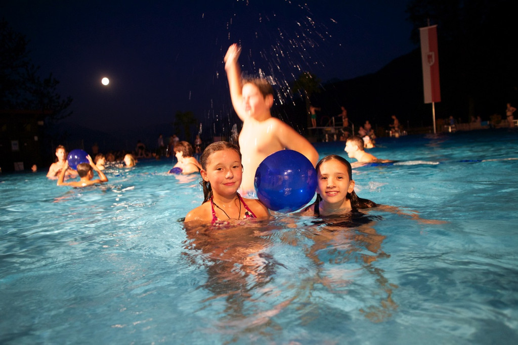 BK_Felsenau Vollmondschwimmen 22.jpg