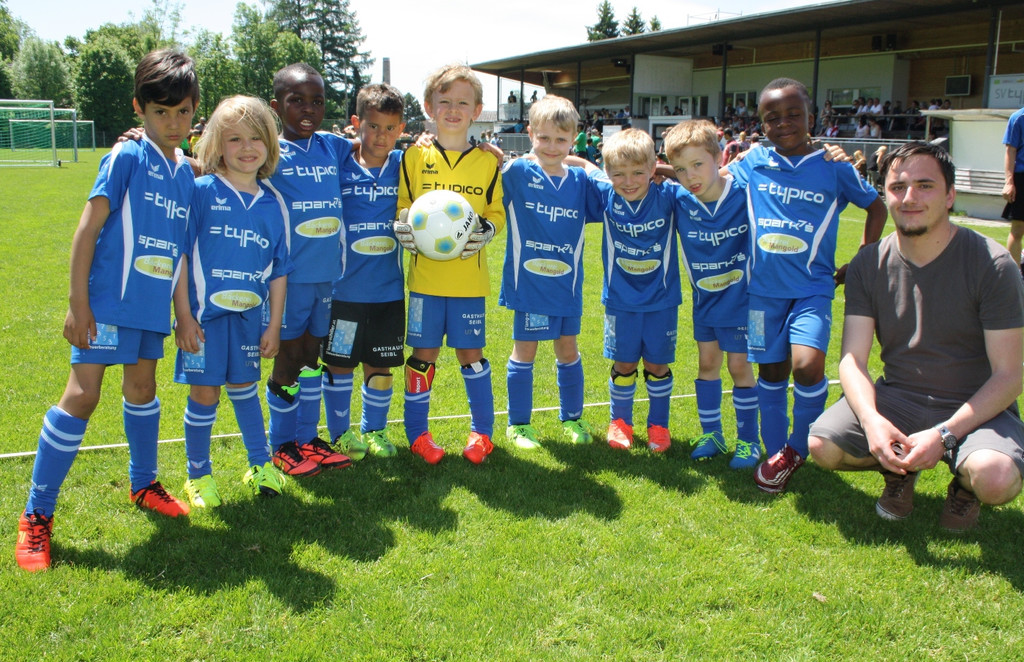Fu__ball Nachwuchs Turnier U 7 in Lochau 22-05-2016 _7_.JPG