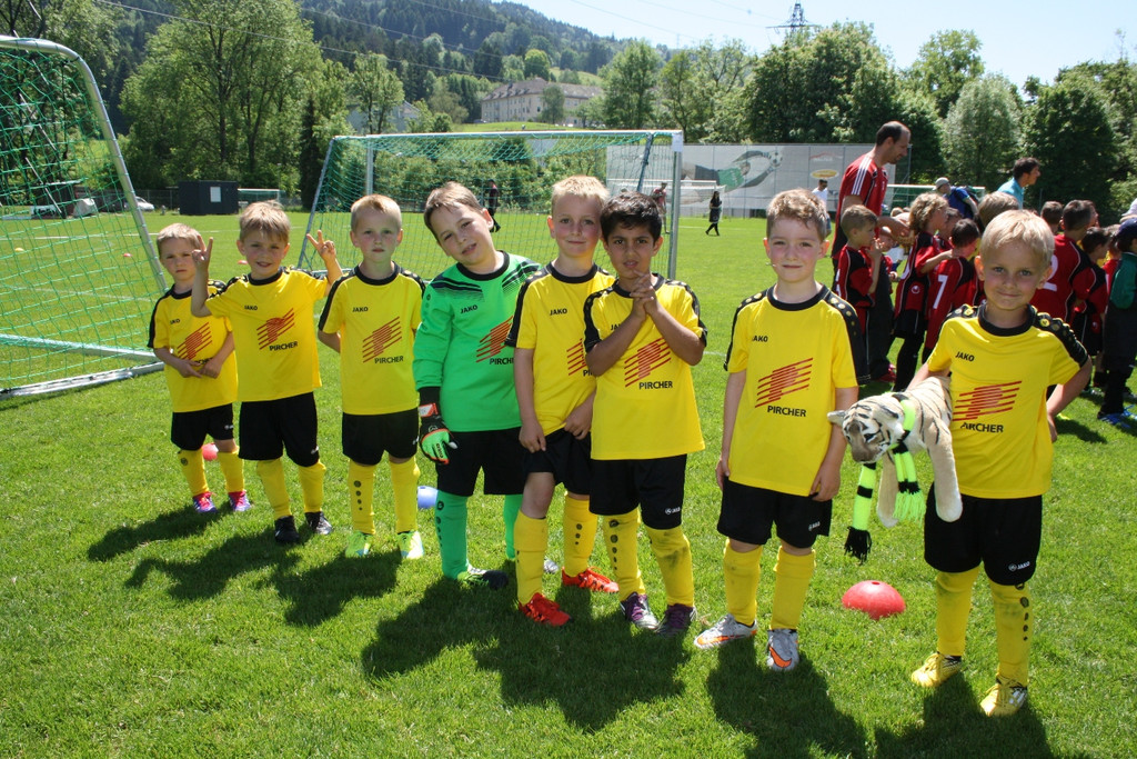Fu__ball Nachwuchs Turnier U 7 in Lochau 22-05-2016 _10_.JPG