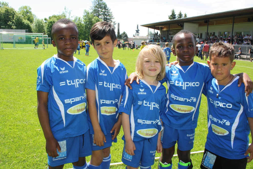 Fu__ball Nachwuchs Turnier U 7 in Lochau 22-05-2016 _9_.JPG