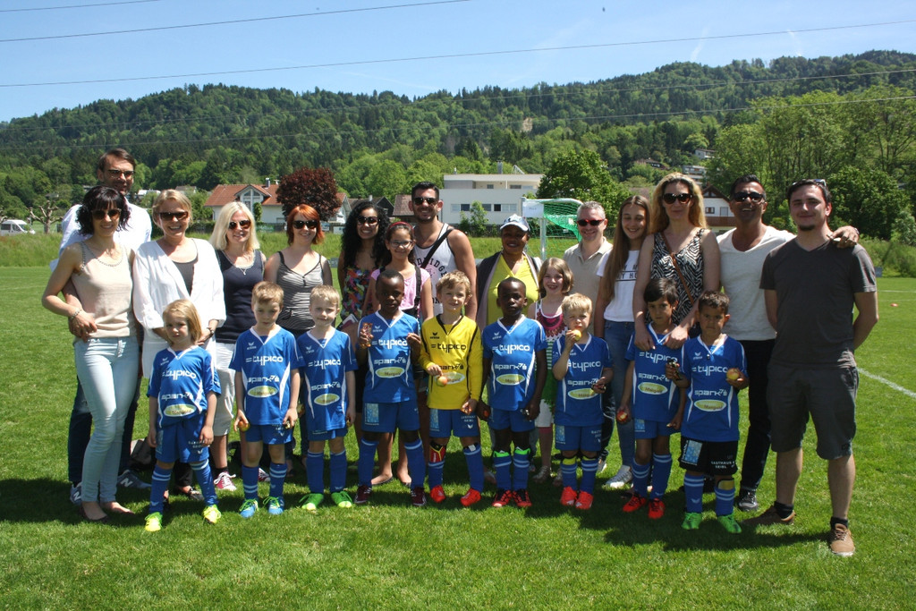 Fu__ball Nachwuchs Turnier U 7 in Lochau 22-05-2016 _2_.JPG