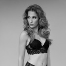 Miss Online Lisa Attenberger body.jpg