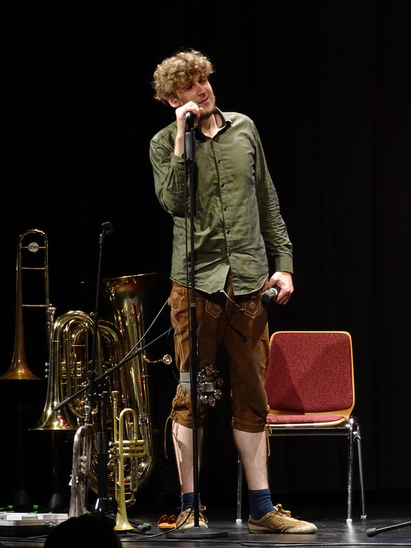 193.JPG