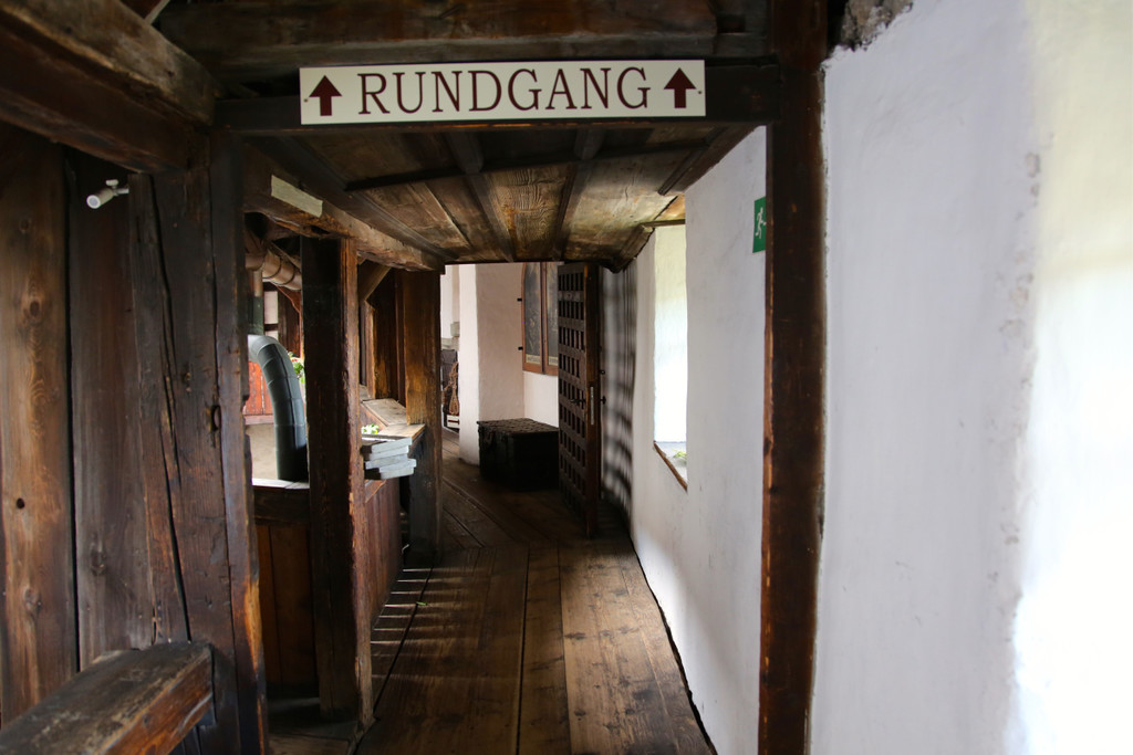 KOE_Schattenburgmuseum Fuerung Fluechtlige 3.jpg