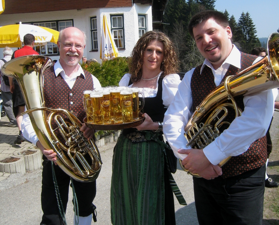 Lochauer Bierblosn in Aktion 2010 _10__jpg-1277026326