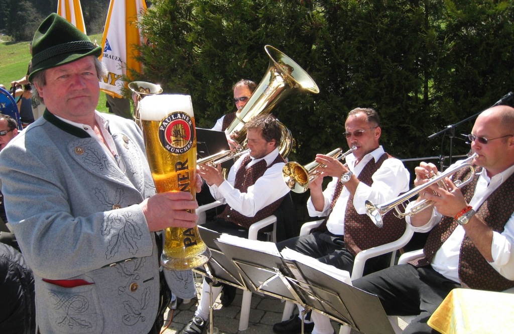 Lochauer Bierblosn in Aktion 2010 _13__jpg-1277026384