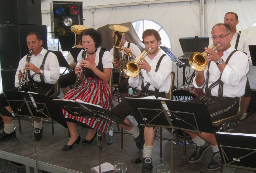 Lochauer Bierblosn in Aktion 2010 _15__jpg-1277026413