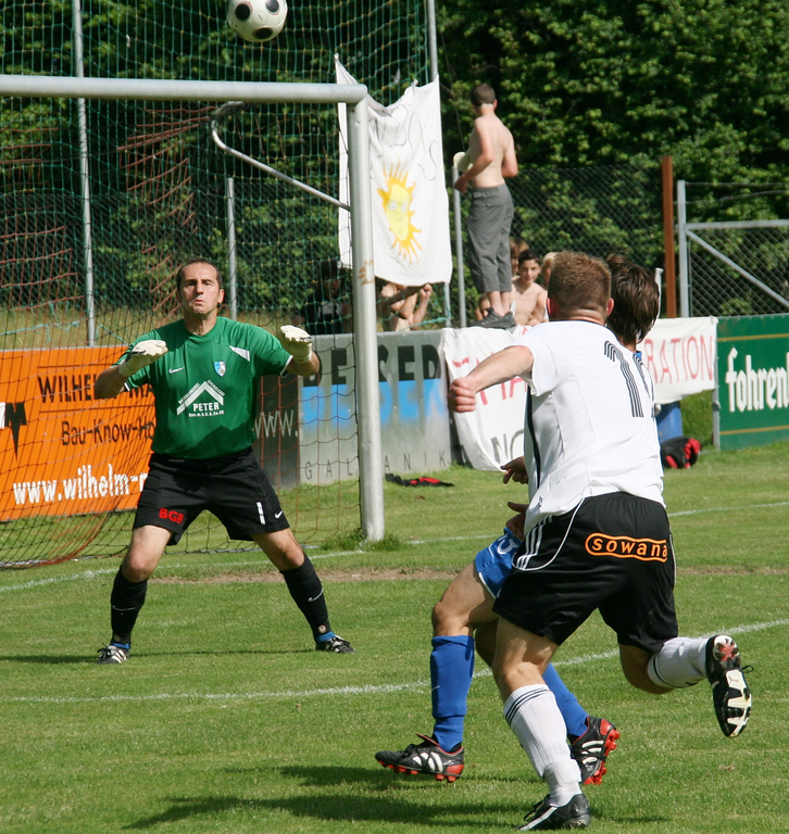 tue_jpg-1277030655