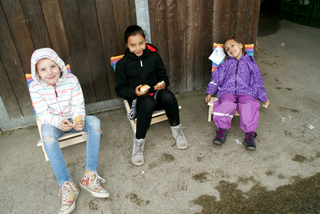 v_li_ Julia _9__ Lorena _9__ Ornella _4_.JPG