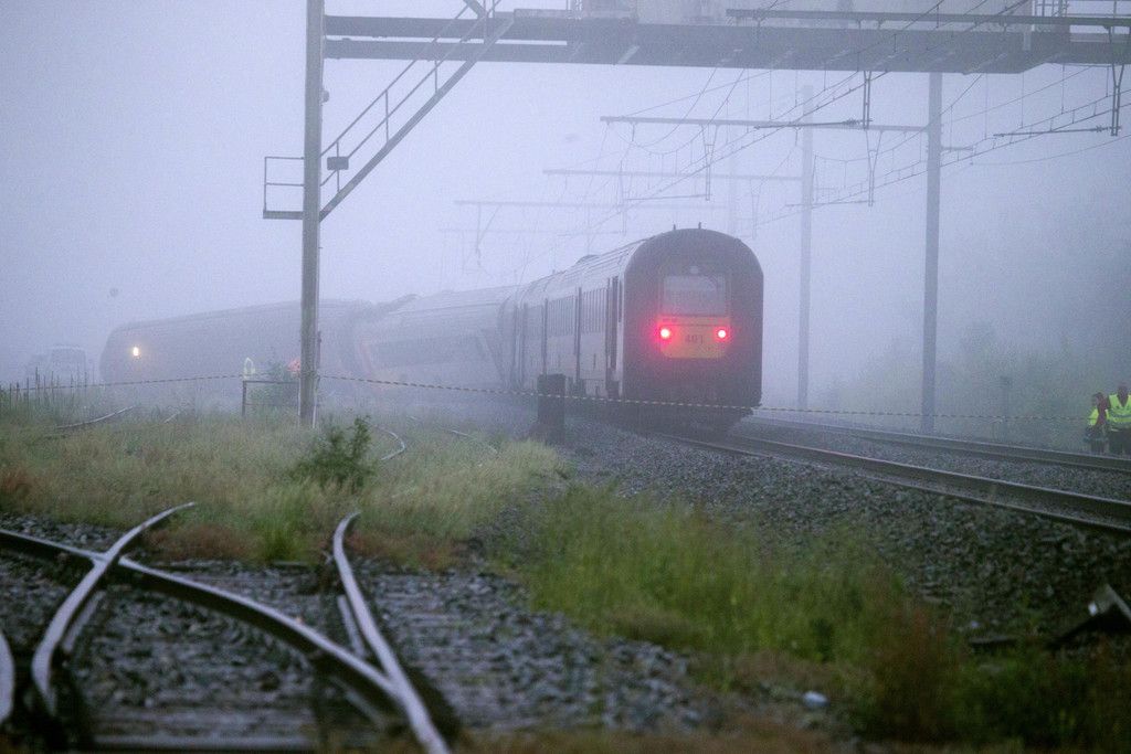Belgium_Train_Collision_1.jpg