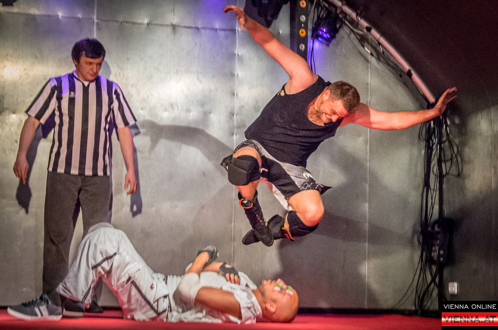 Underground-Wrestling - 05_06_2016-52.jpg