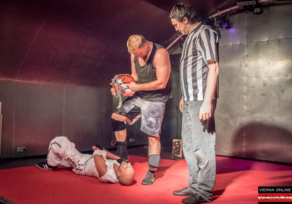 Underground-Wrestling - 05_06_2016-73.jpg