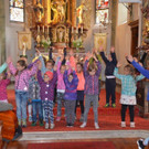 Familiengottesdienst_ Thema Schutzengel_ Kindersegnung_ Kinderfahrzeugsegnung _31_.jpg