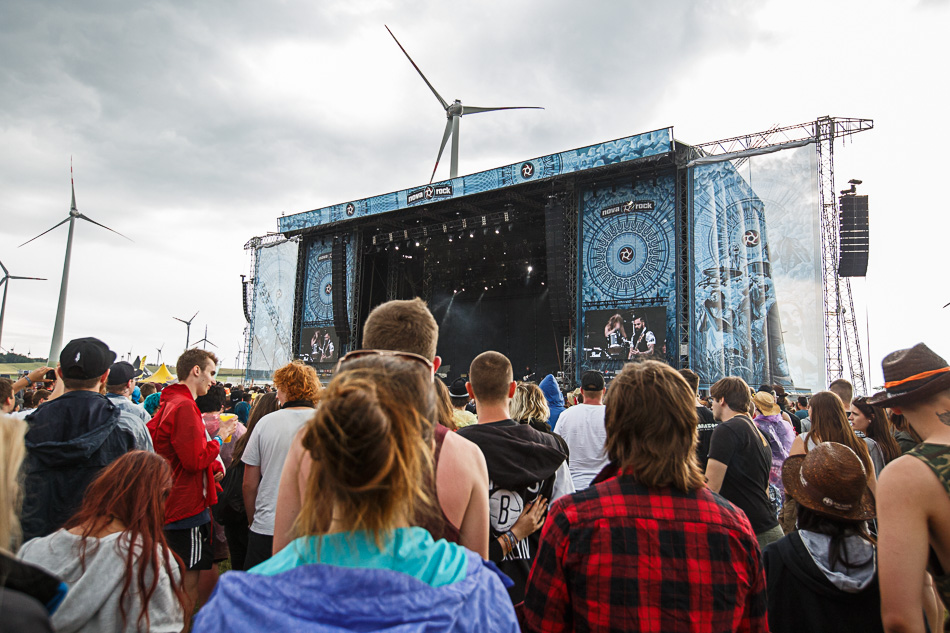 besucher essen buehne - Nova Rock 2016 - florian wieser - 007.jpg