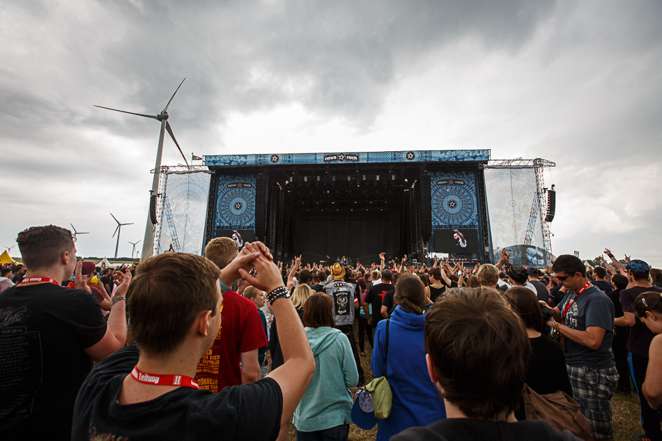besucher essen buehne - Nova Rock 2016 - florian wieser - 012.jpg