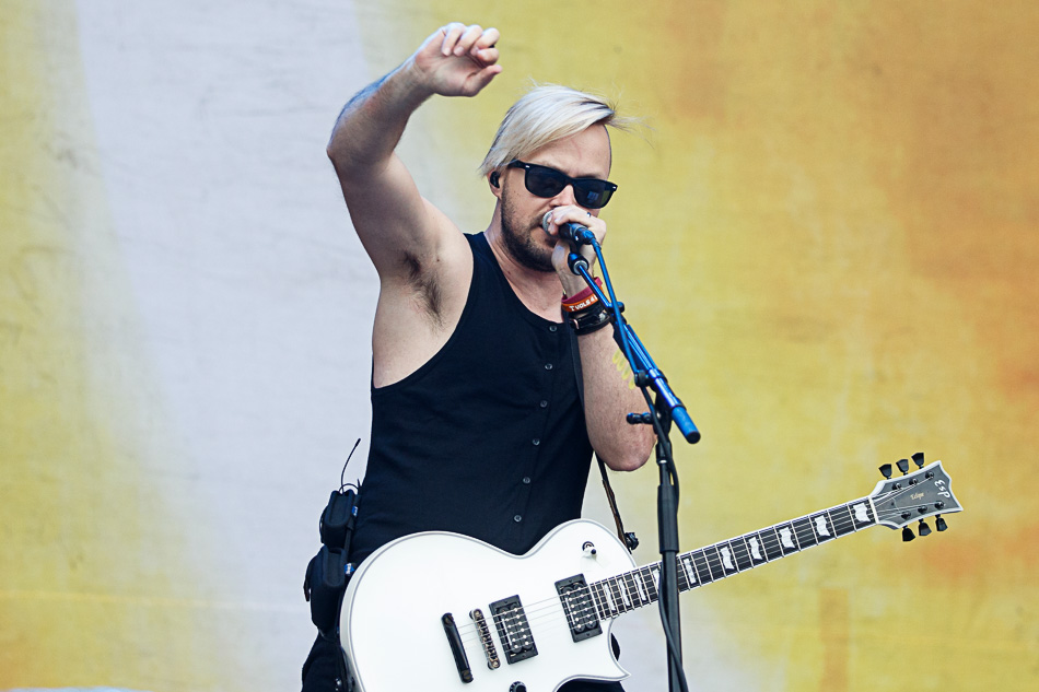 Breaking Benjamin - Nova Rock 2016 - florian wieser - 017.jpg