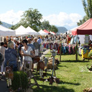 Impressionen vom letztjährigen Kunstmarkt am Kaiserstrand