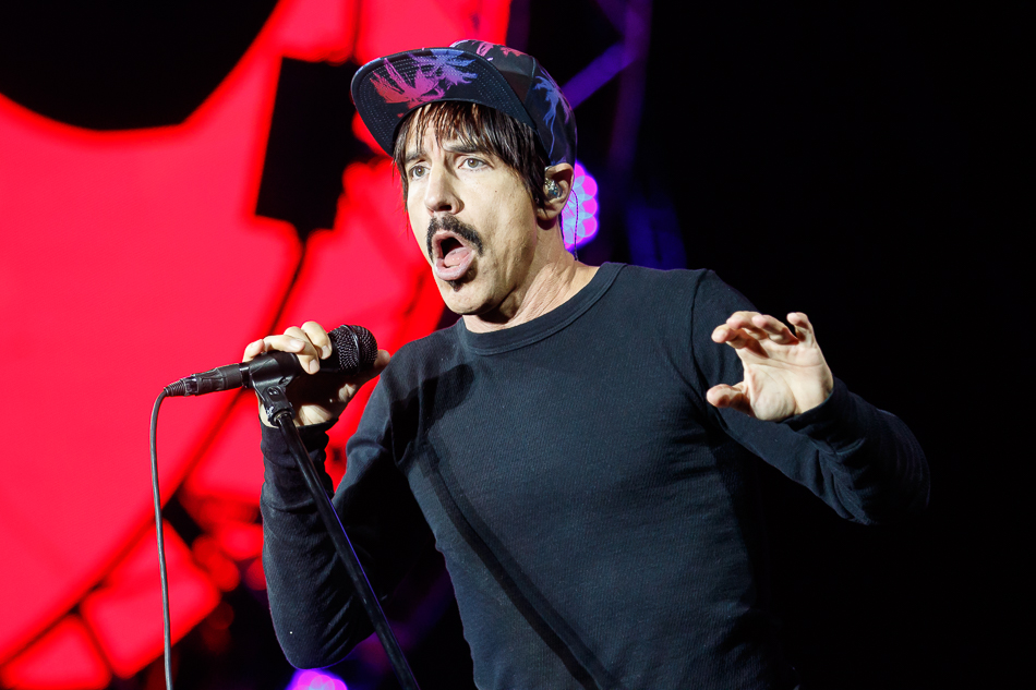 Red Hot Chili Peppers - Nova Rock 2016 - florian wieser - 006.jpg