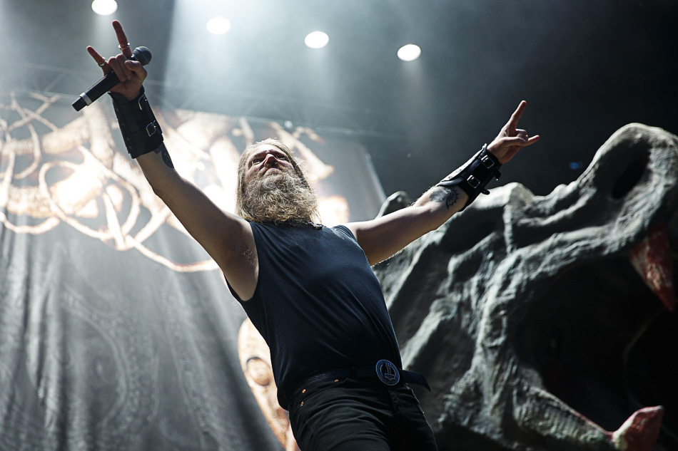 Amon Amarth - Nova Rock 2016 - florian wieser - 011.jpg