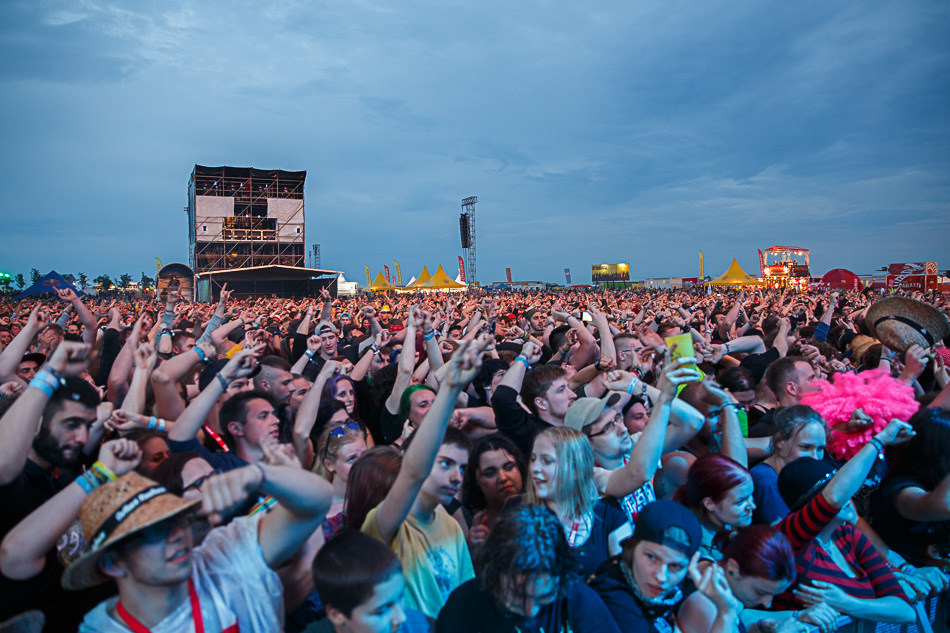 Amon Amarth - Nova Rock 2016 - florian wieser - 017.jpg