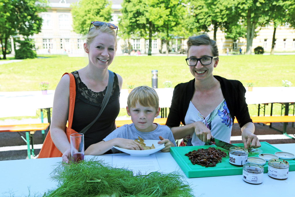 IMG_9599_Denise Katharina mit Samuel Matt und Denise Kopf.JPG