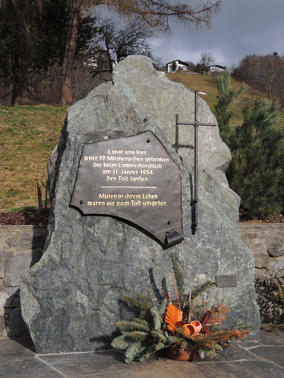 PD_19_File_008 Denkmal Grappaweg.JPG