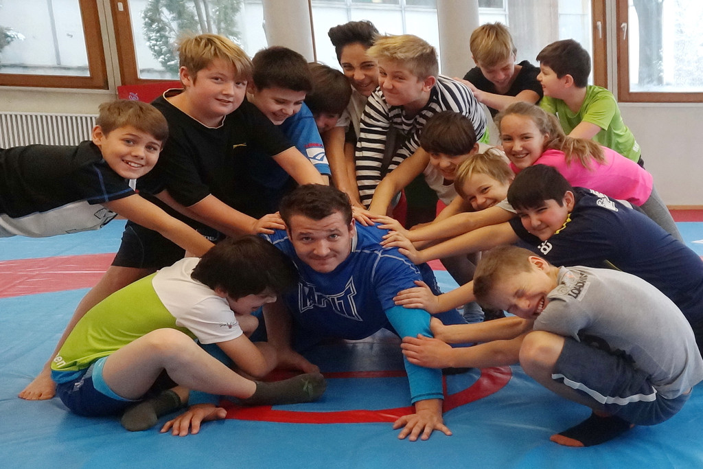 16-06-19 Schulen - Ringen 15-16 _2_.jpg