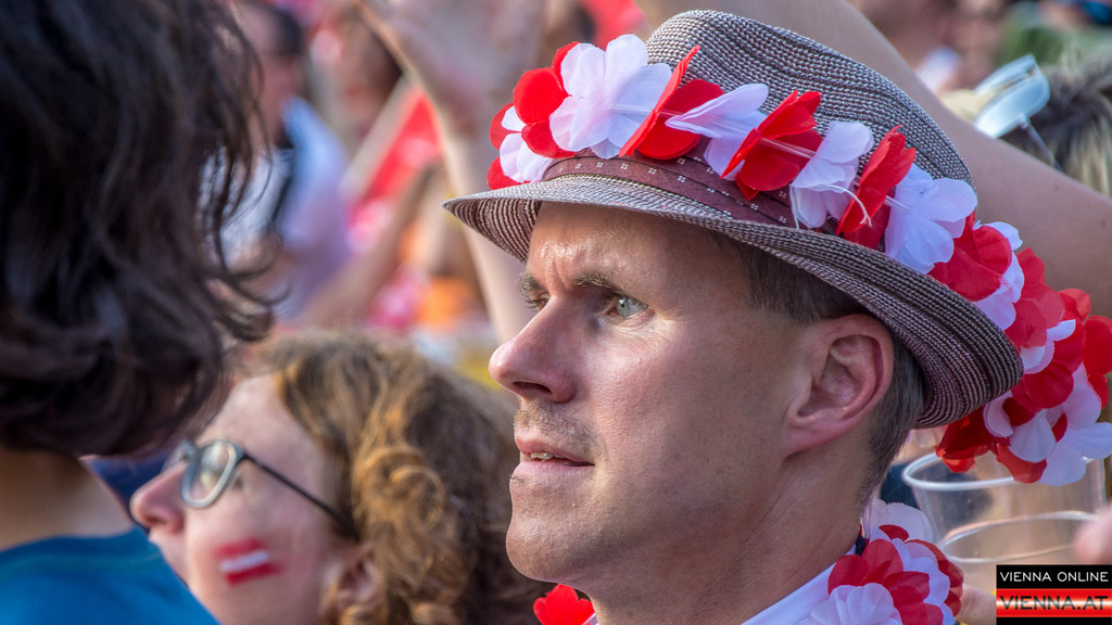 Oesterreich - Island - Hermann Strand Bar 22_06_2016-3.JPG