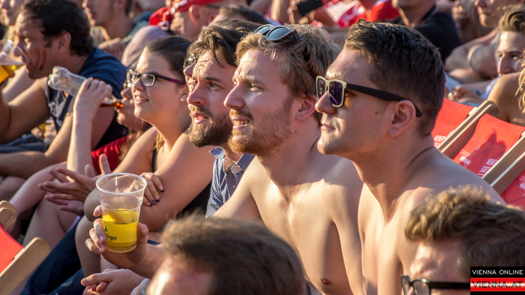 Oesterreich - Island - Hermann Strand Bar 22_06_2016-11.JPG