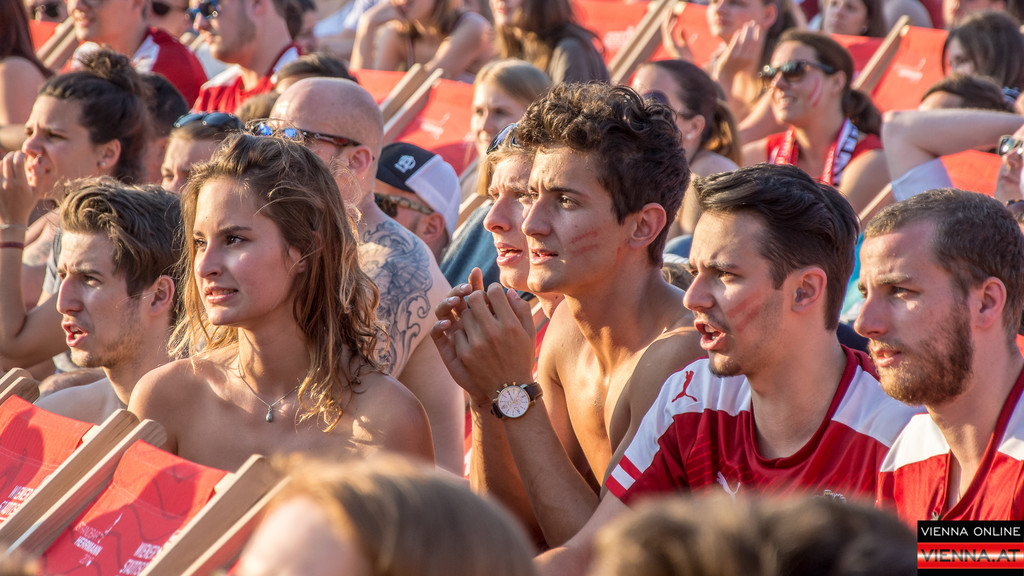 Oesterreich - Island - Hermann Strand Bar 22_06_2016-16.JPG