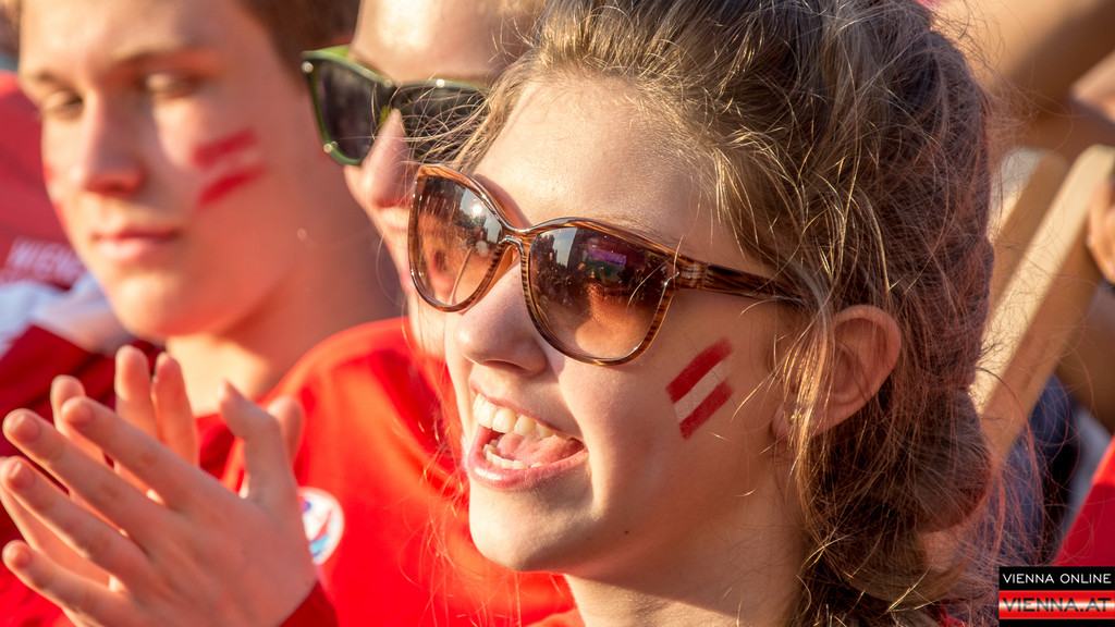 Oesterreich - Island - Hermann Strand Bar 22_06_2016-23.JPG