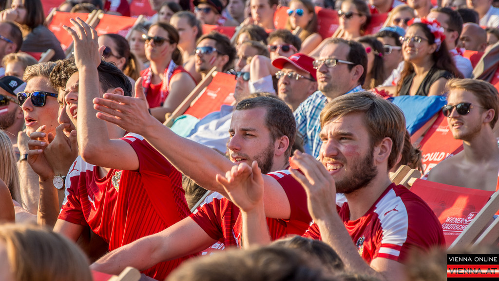 Oesterreich - Island - Hermann Strand Bar 22_06_2016-27.JPG