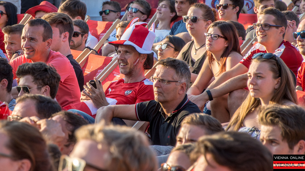 Oesterreich - Island - Hermann Strand Bar 22_06_2016-28.JPG