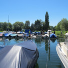 Motorboot mit Kran geborgen