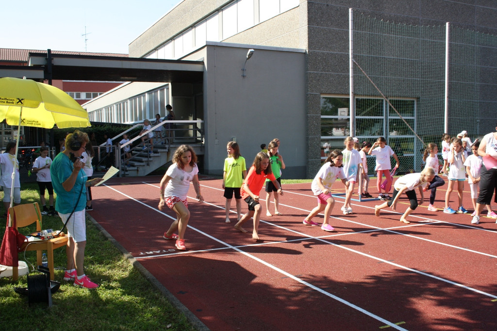 Volksschule Sportfest B Aktivit__ten 24-06-2016 _8_.JPG