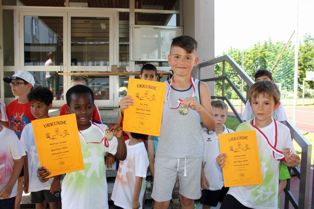 Volksschule Sportfest C Siegerehrung 24-06-2016 _4_.JPG