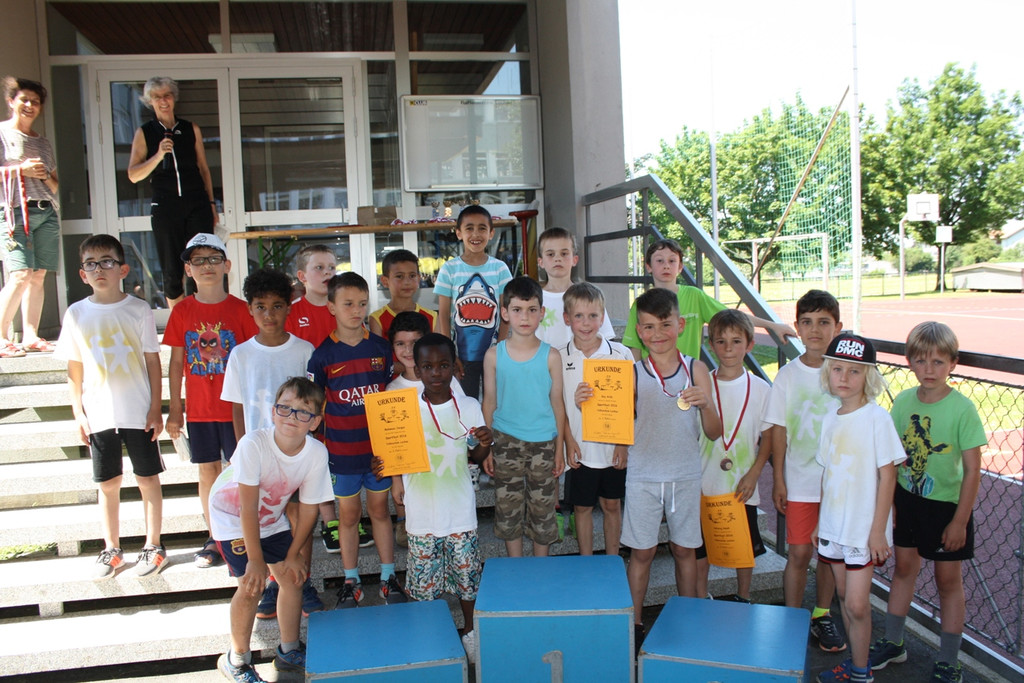 Volksschule Sportfest C Siegerehrung 24-06-2016 _5_.JPG
