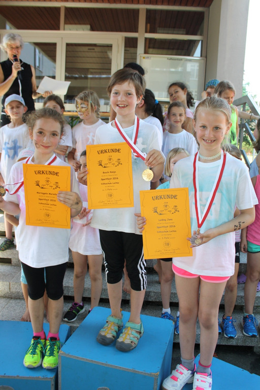 Volksschule Sportfest C Siegerehrung 24-06-2016 _6_.JPG