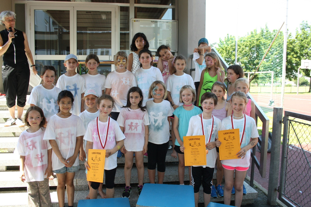 Volksschule Sportfest C Siegerehrung 24-06-2016 _7_.JPG