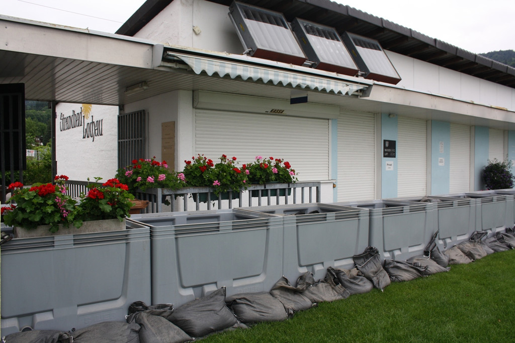 B Hochwasserschutz am See STRANDBAD 2016 _1_.JPG