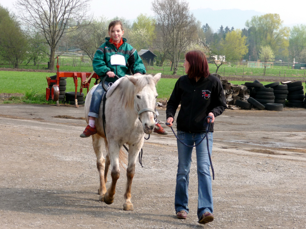 10_04_21 - Besuch am Bauernhof _118__JPG-1277130547