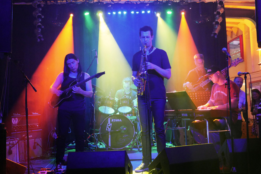 Ferry Jam 2016 01.jpg