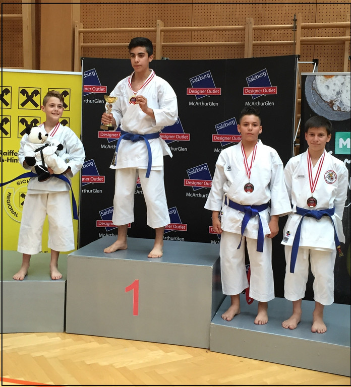 Siegerehrung Hamsat_Zuschnitt.jpg