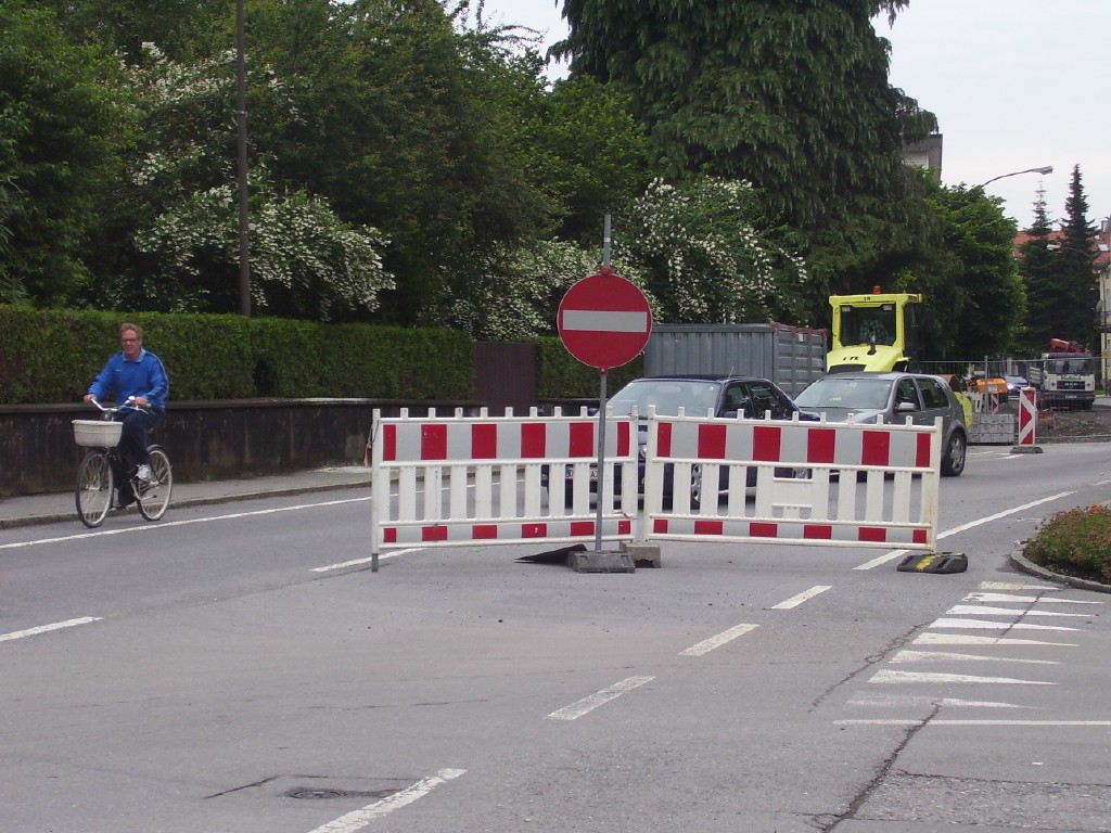 100_0279_jpg-1277192286