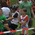 Schoppernau Triathlon  das Siegerteam vor dem Start.jpg