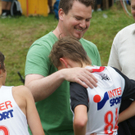 Schoppernau Triathlon  Hubert gratuliert  Otto Papa  Kolb  ist stolz.jpg