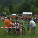 Schoppernau Triathlon am  Start Hubert gibt letzte Tipps  .jpg