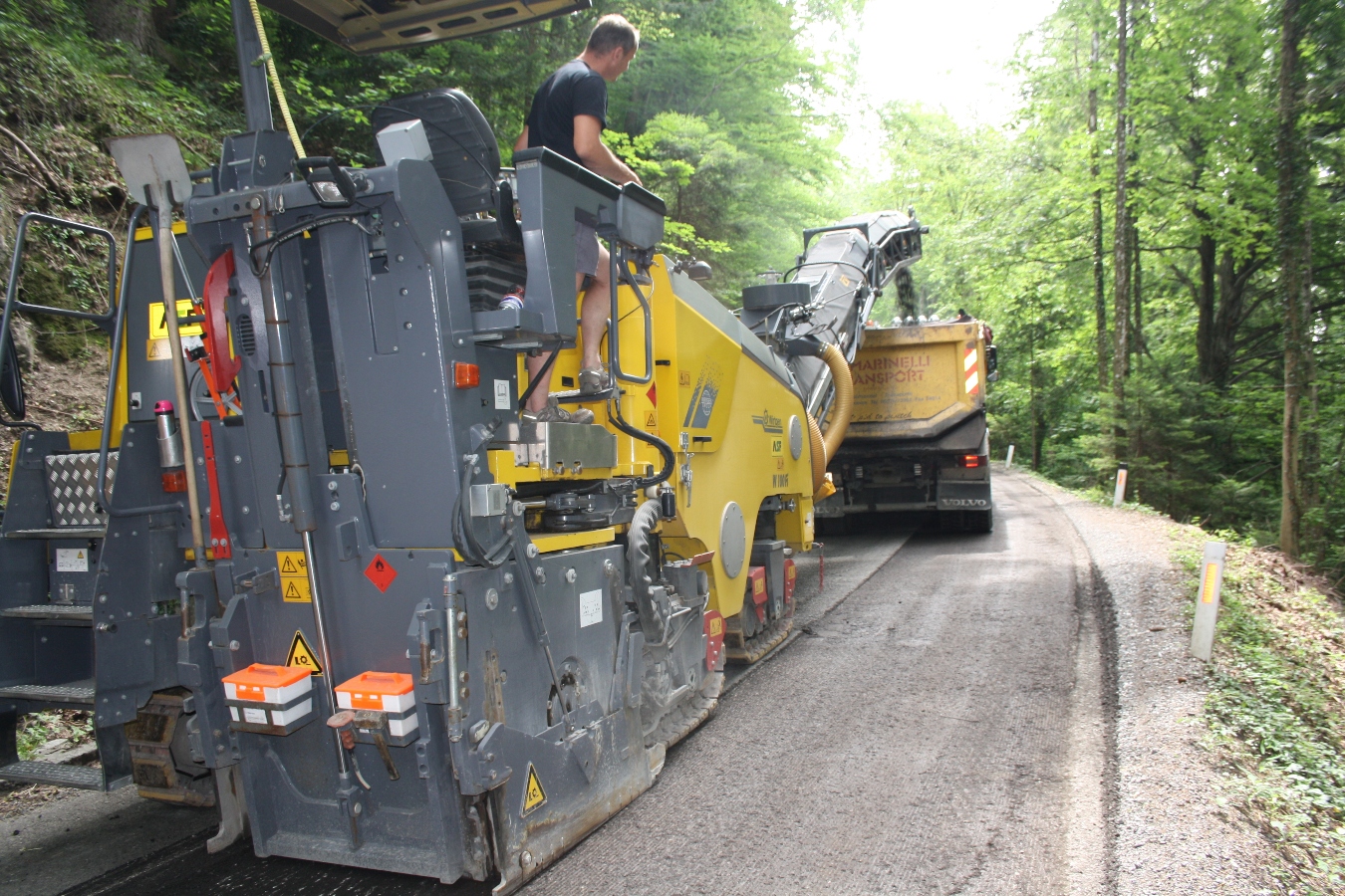 Pf__nderstra__e Asphaltierung Unterhaggen 2016 _6_.JPG