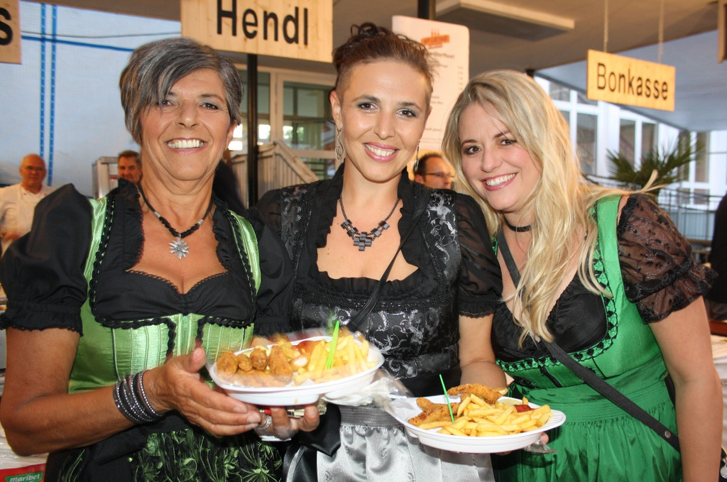 A Musikverein DORFFEST Symbolfotos Termin 2016 _10_.JPG