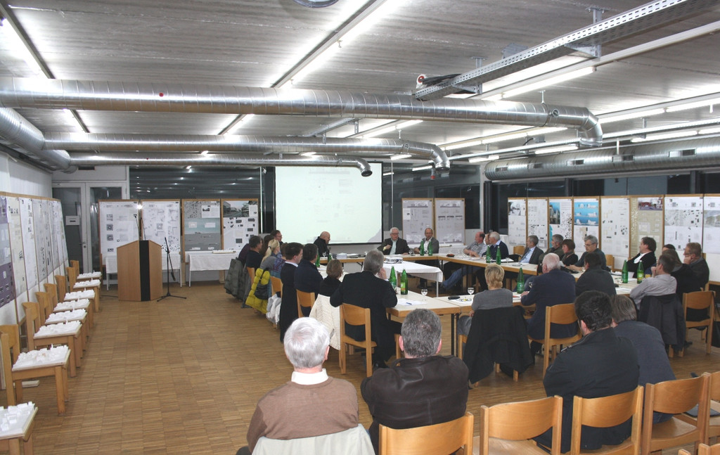 Y Gemeinschaftshaus GV Sitzung.JPG